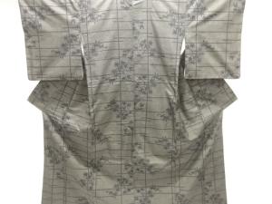 楓模様織り出し本場泥大島紬着物(5マルキ)